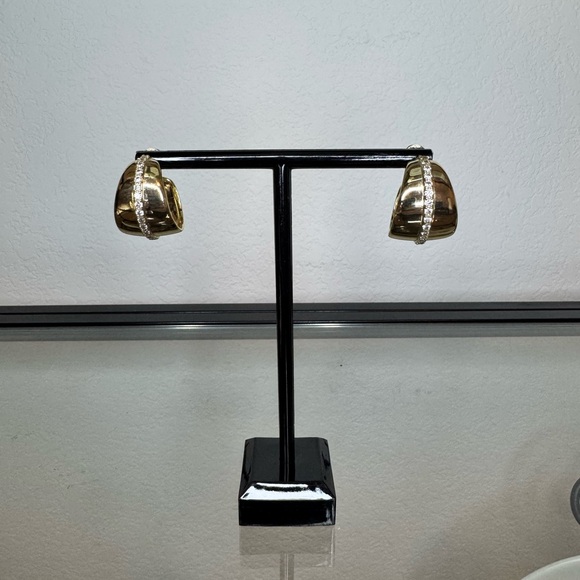 NWT Melinda Maria She's So Smooth Pave Hoop Earings - Picture 4 of 7